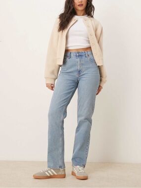 Classic mid-Rise Straight Leg Jeans - Light Blue Abercrombie & Fitch Straight